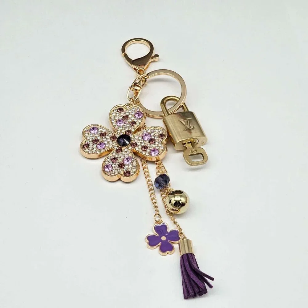 LV Authentic Gold Lock & Key 🔑 Luxury Bag Charm w/ Unbranded Flower Keychain